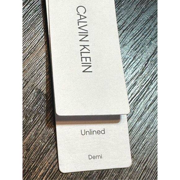 Calvin Klein NWT size 32A sheer unlined demi bra - Picture 7 of 8